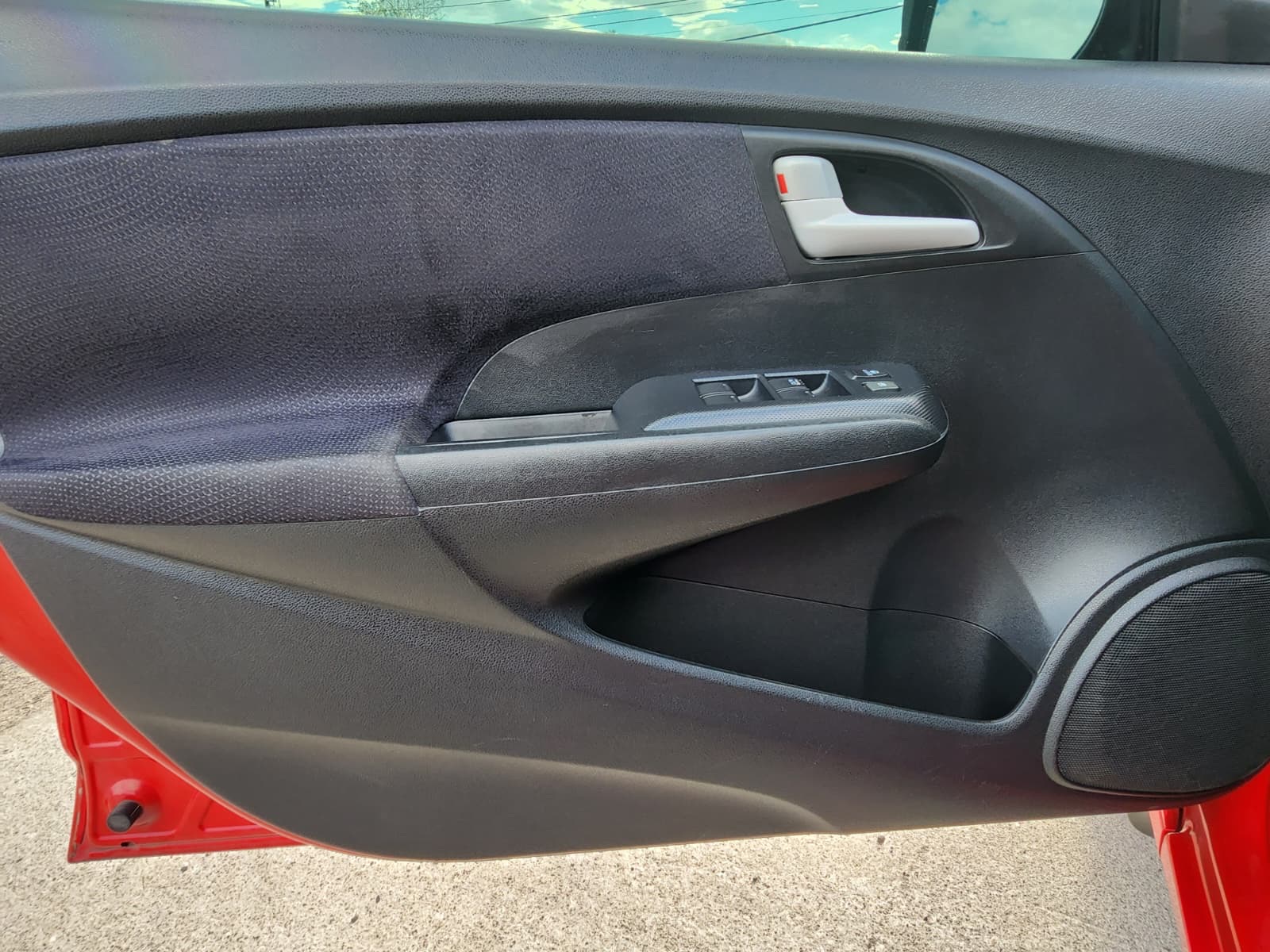 2013 Honda Insight LX photo 45