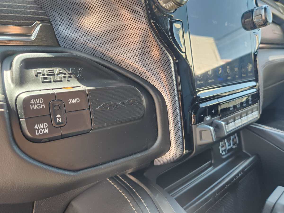2021 Ram 2500 Limited photo 27