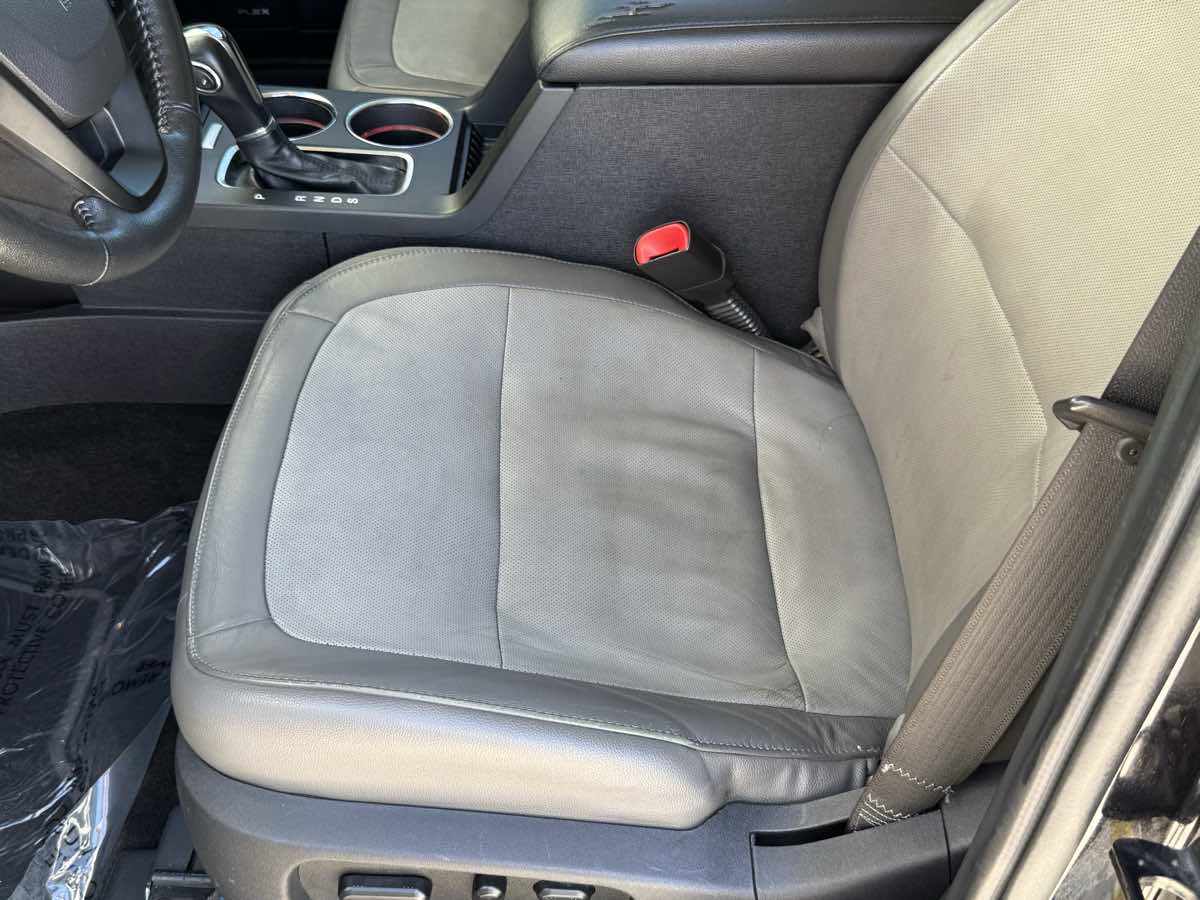 2019 Ford Flex Limited photo 28