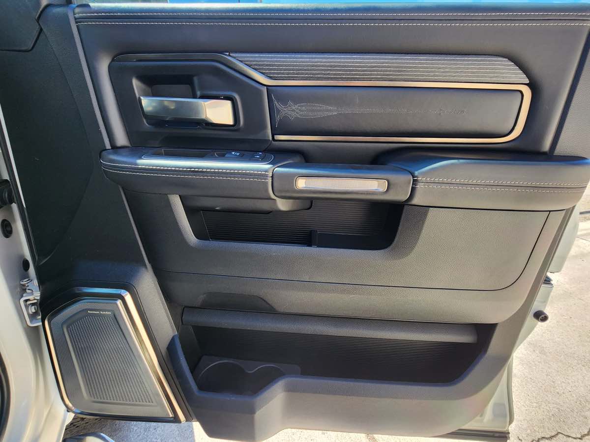 2019 Ford Flex Limited photo 49