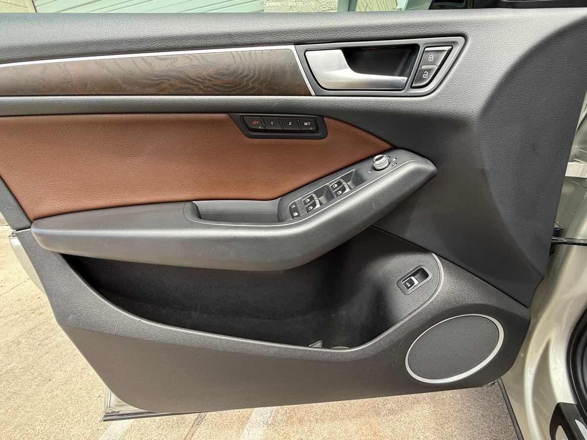 2017 Audi Q5 Premium Plus photo 24