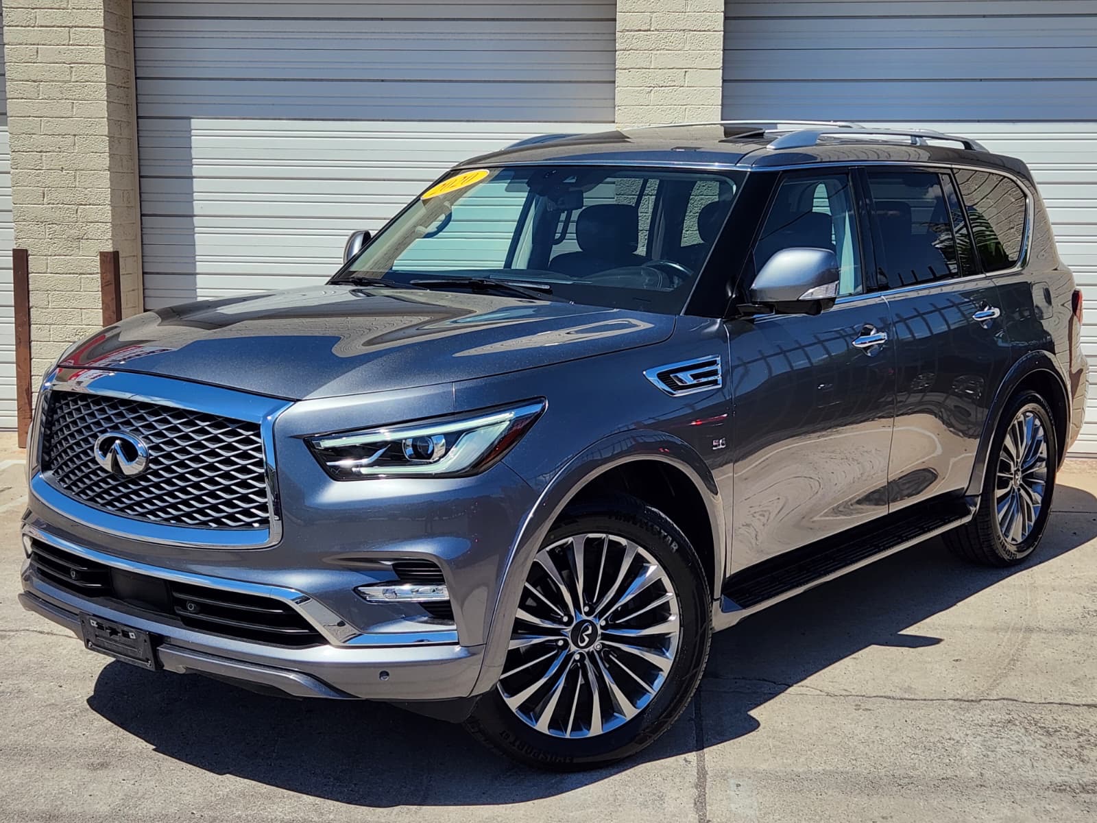 2020 Infiniti QX80 Luxe photo 7