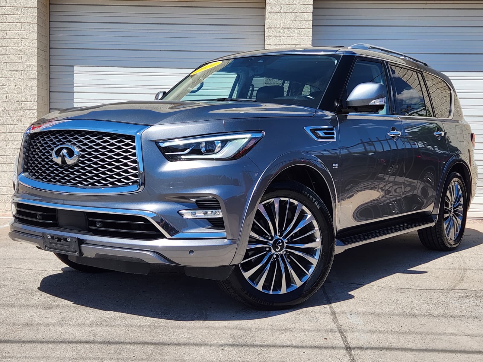 2020 Infiniti QX80 Luxe photo 8