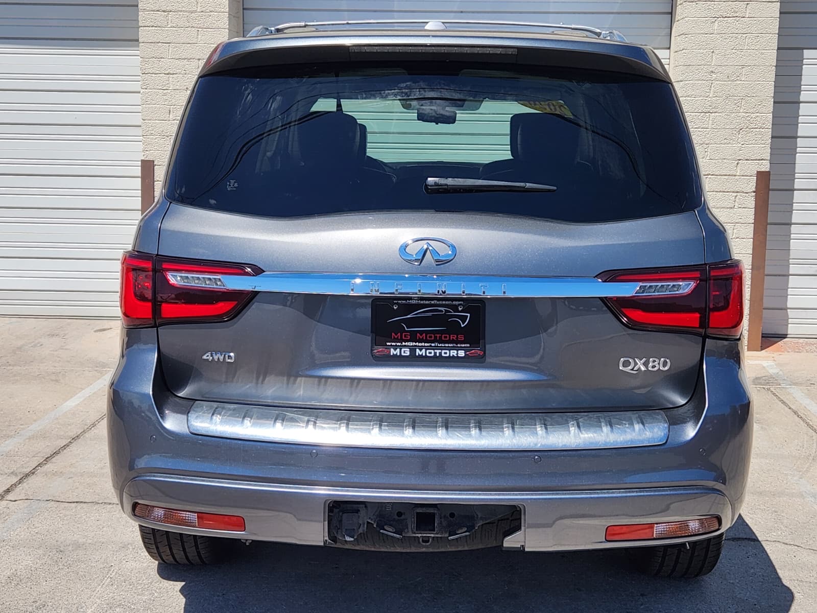 2020 Infiniti QX80 Luxe photo 12