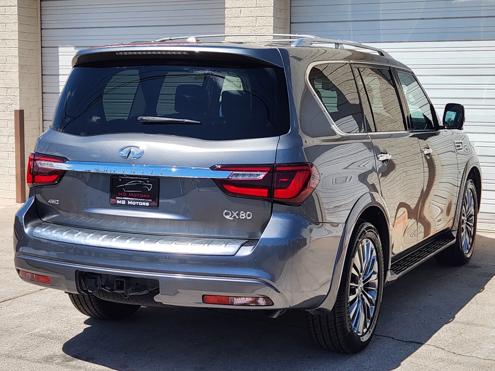2020 Infiniti QX80 Luxe photo 15