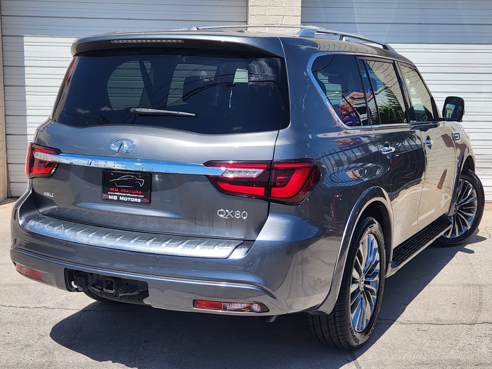 2020 Infiniti QX80 Luxe photo 19