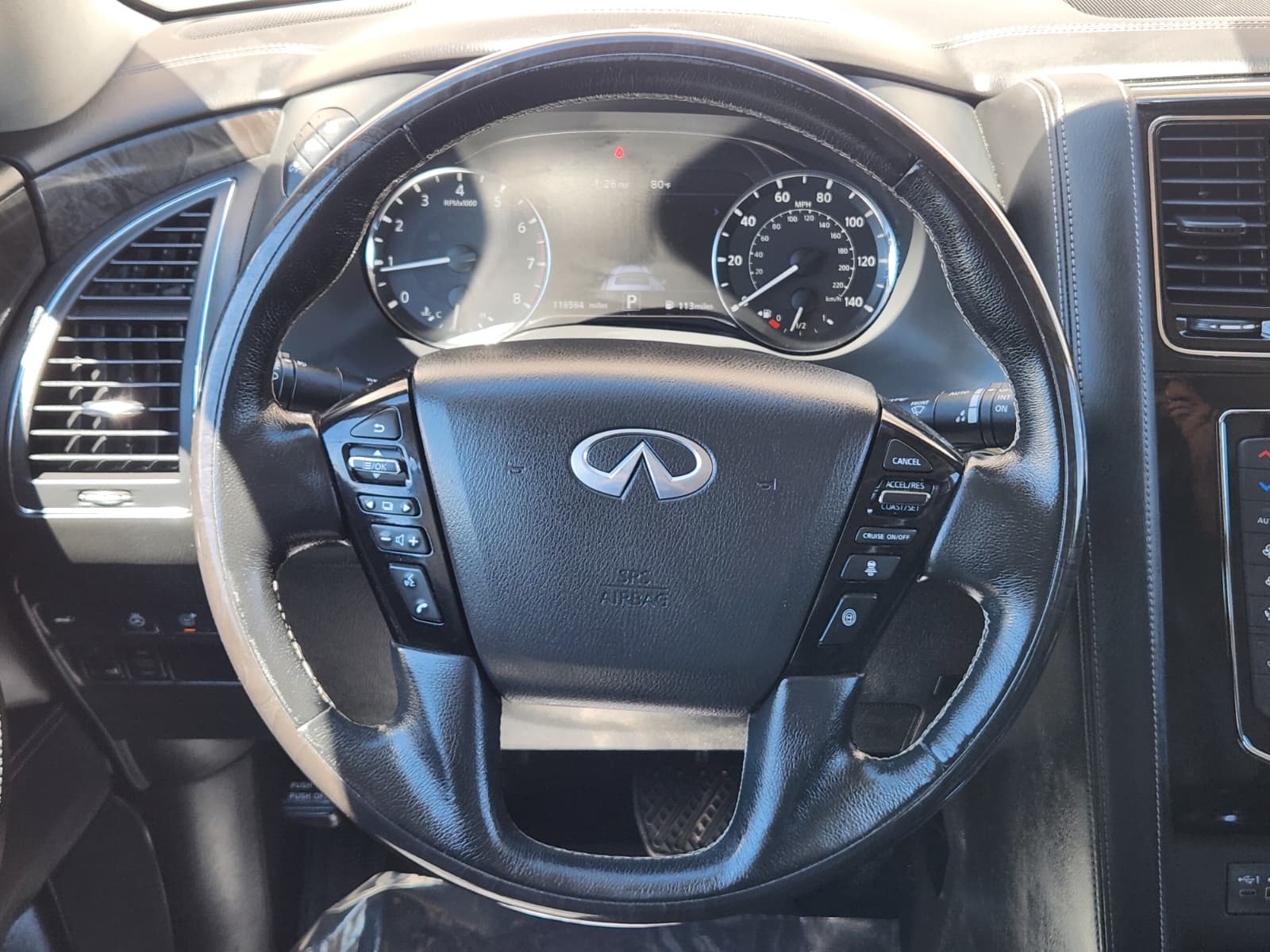 2020 Infiniti QX80 Luxe photo 31