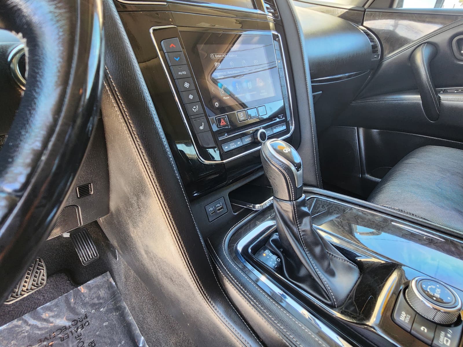 2020 Infiniti QX80 Luxe photo 35
