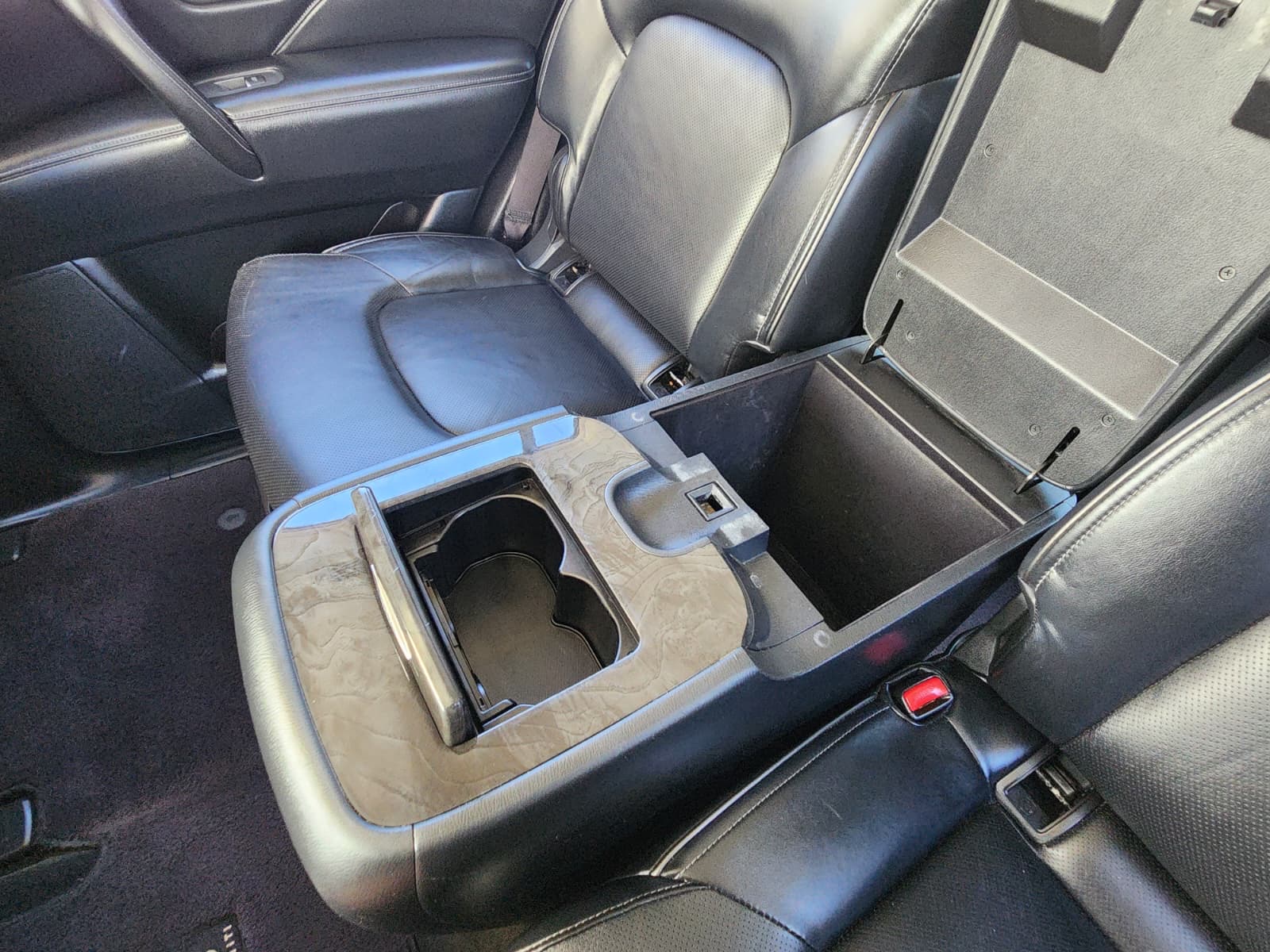 2020 Infiniti QX80 Luxe photo 37