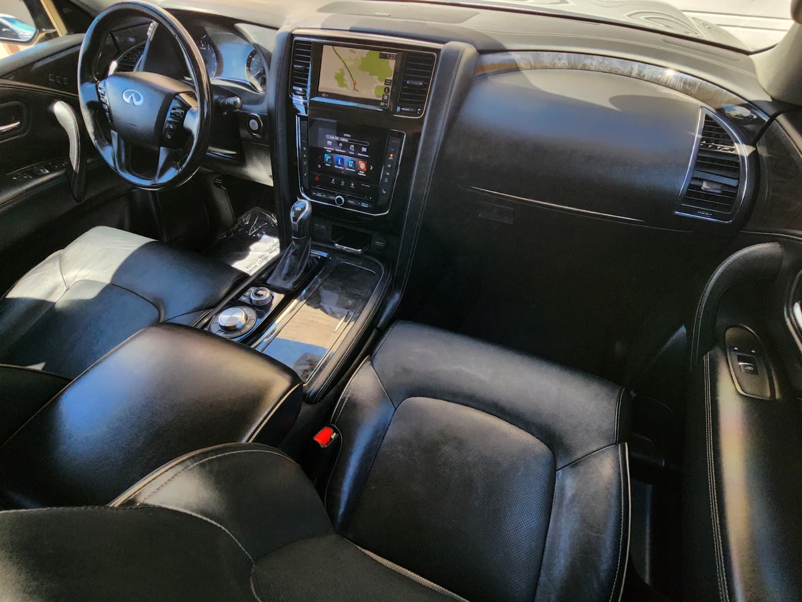 2020 Infiniti QX80 Luxe photo 41
