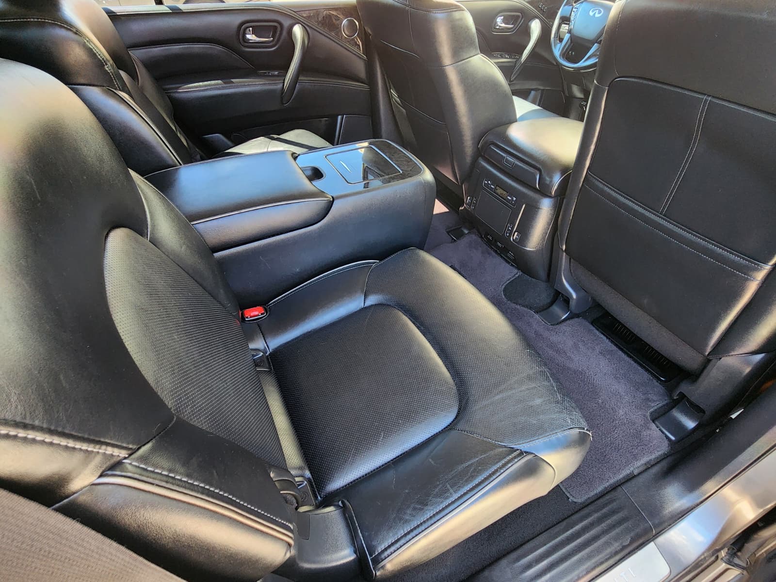 2020 Infiniti QX80 Luxe photo 45