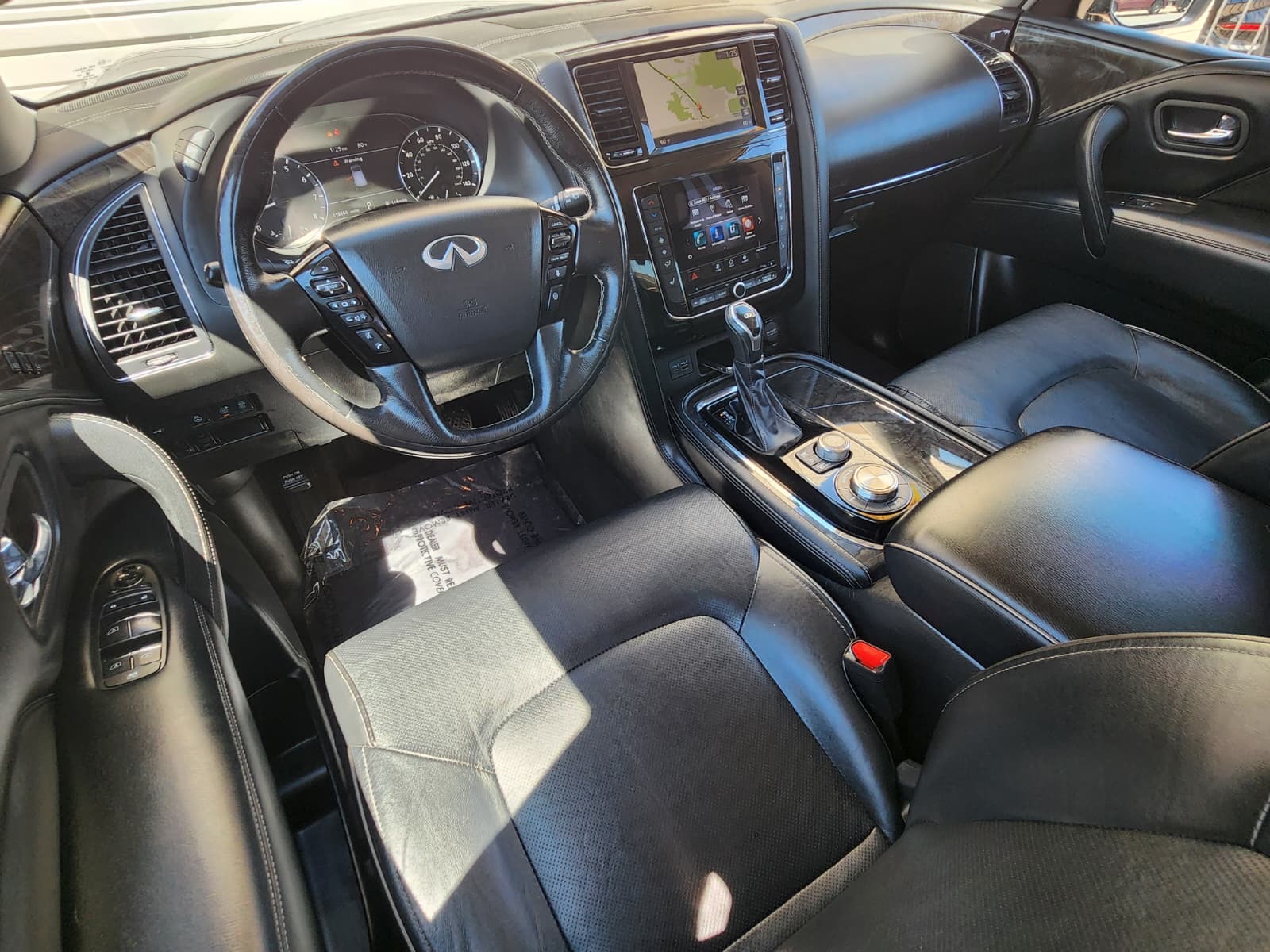 2020 Infiniti QX80 Luxe photo 33
