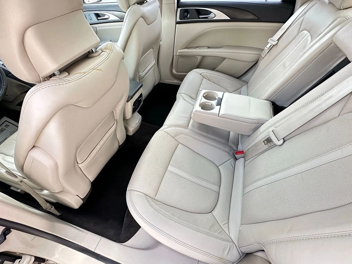 2018 Lincoln MKZ Hybrid Reserve photo 25