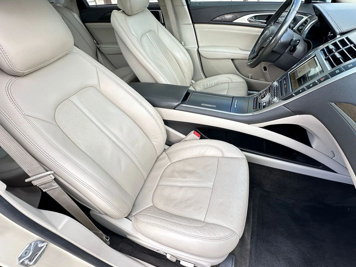 2018 Lincoln MKZ Hybrid Reserve photo 19