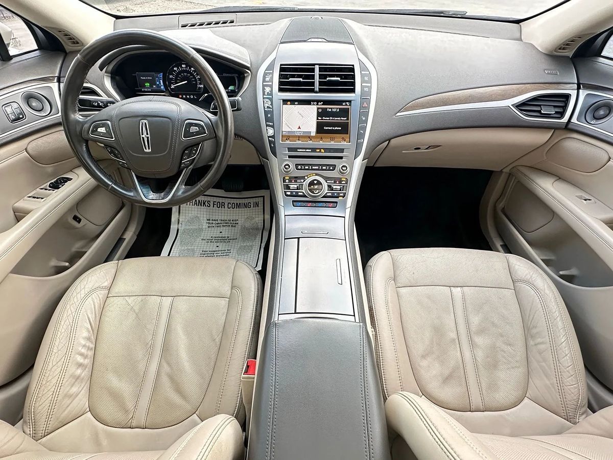 2018 Lincoln MKZ Hybrid Reserve photo 18