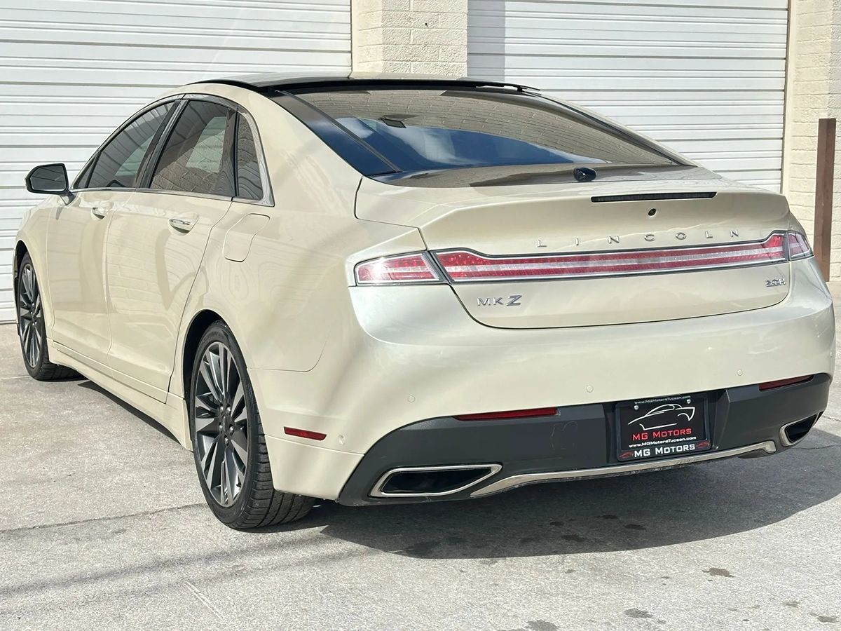 2018 Lincoln MKZ Hybrid Reserve photo 13