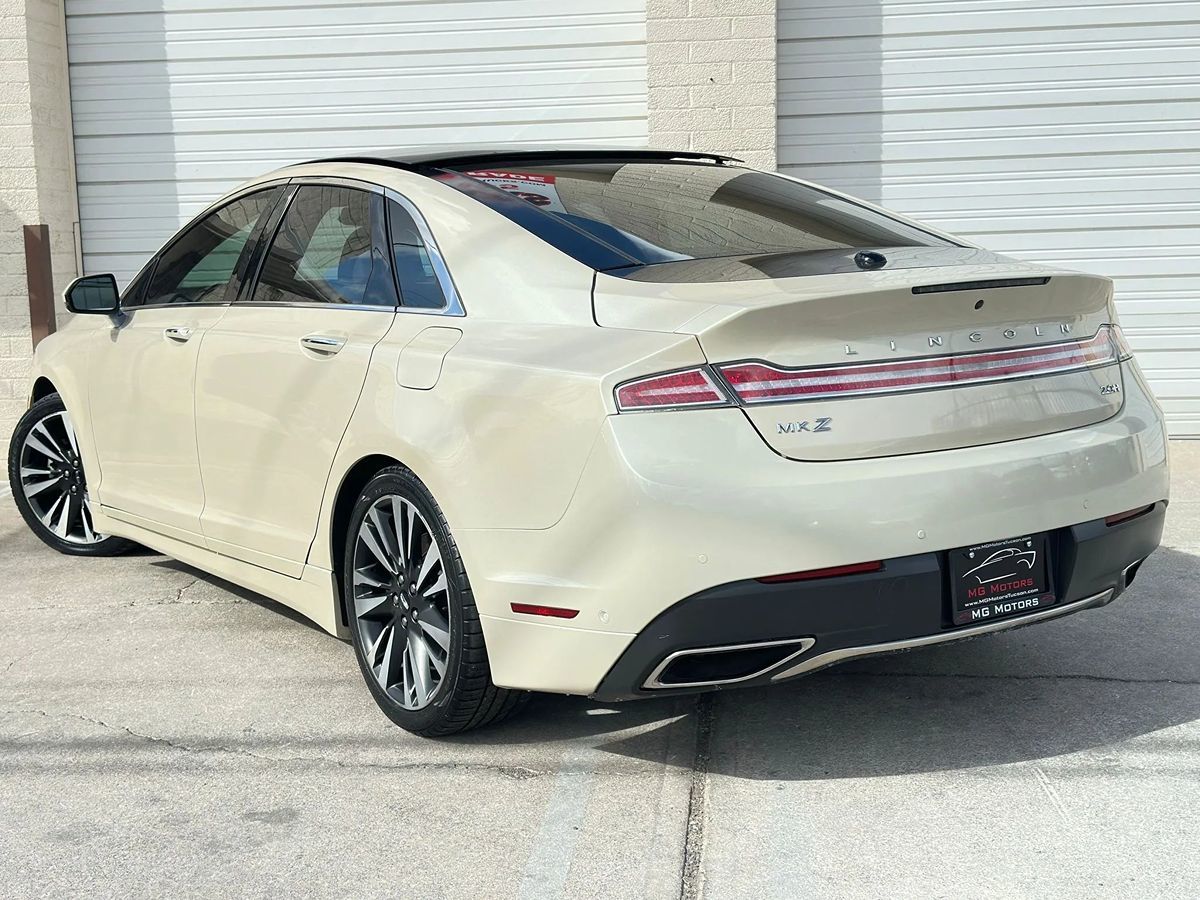 2018 Lincoln MKZ Hybrid Reserve photo 11
