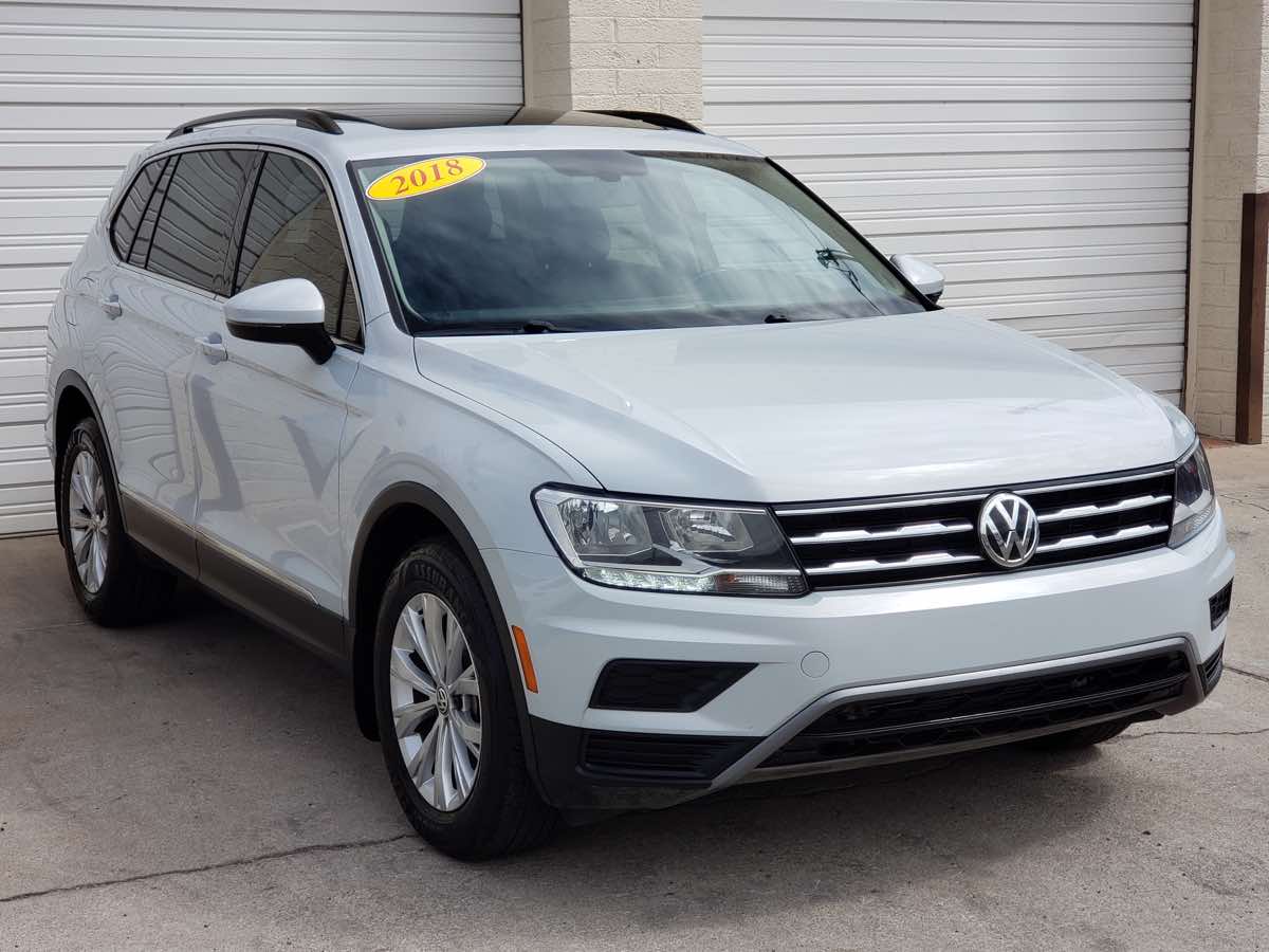 2018 Volkswagen Tiguan SEL photo 5
