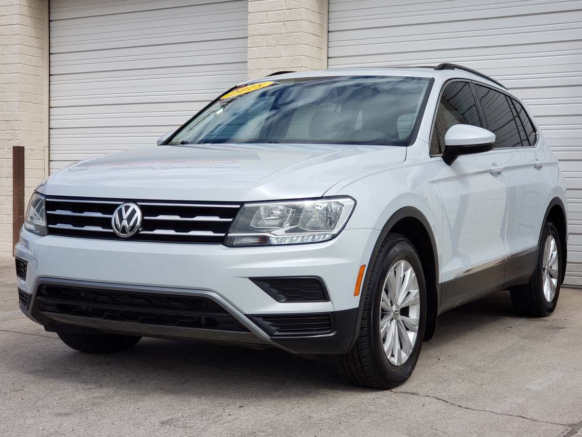 2018 Volkswagen Tiguan SEL photo 10
