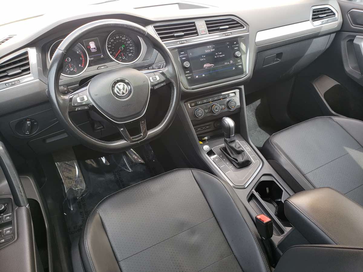 2018 Volkswagen Tiguan SEL photo 29