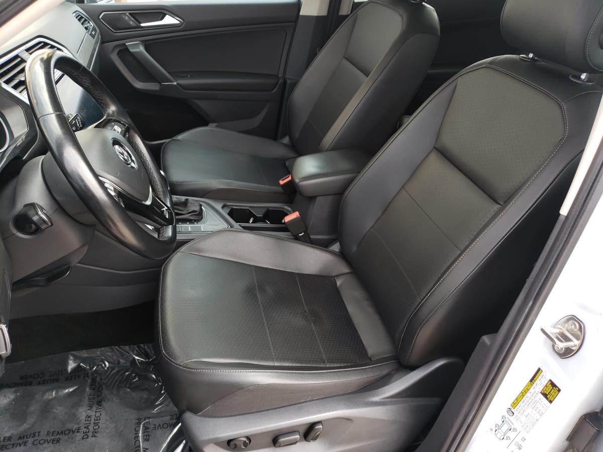 2018 Volkswagen Tiguan SEL photo 31