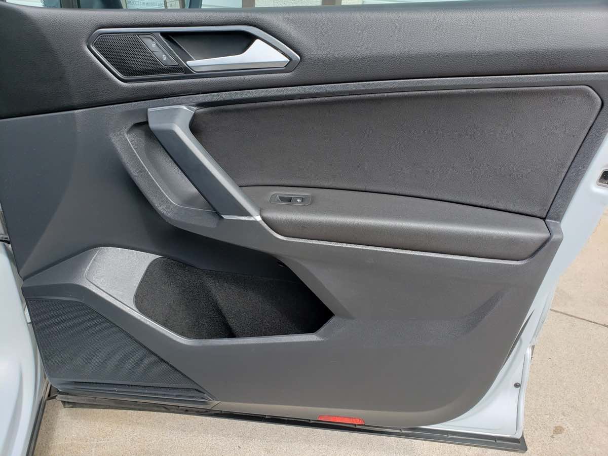 2018 Volkswagen Tiguan SEL photo 33