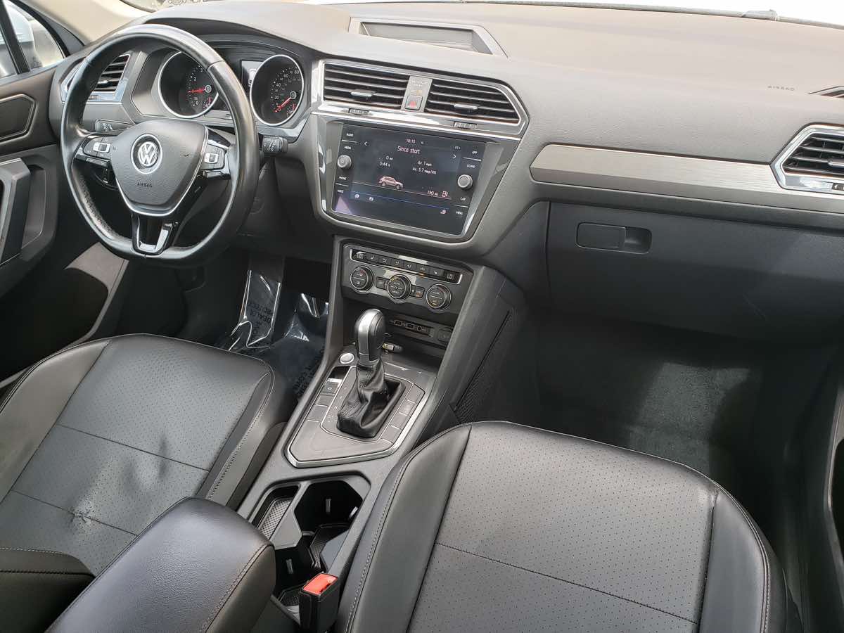 2018 Volkswagen Tiguan SEL photo 35