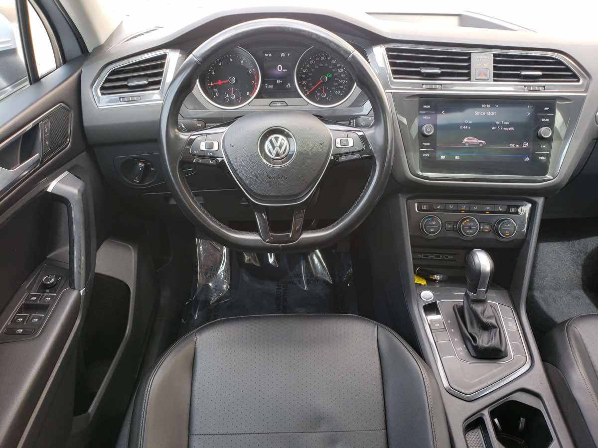 2018 Volkswagen Tiguan SEL photo 30