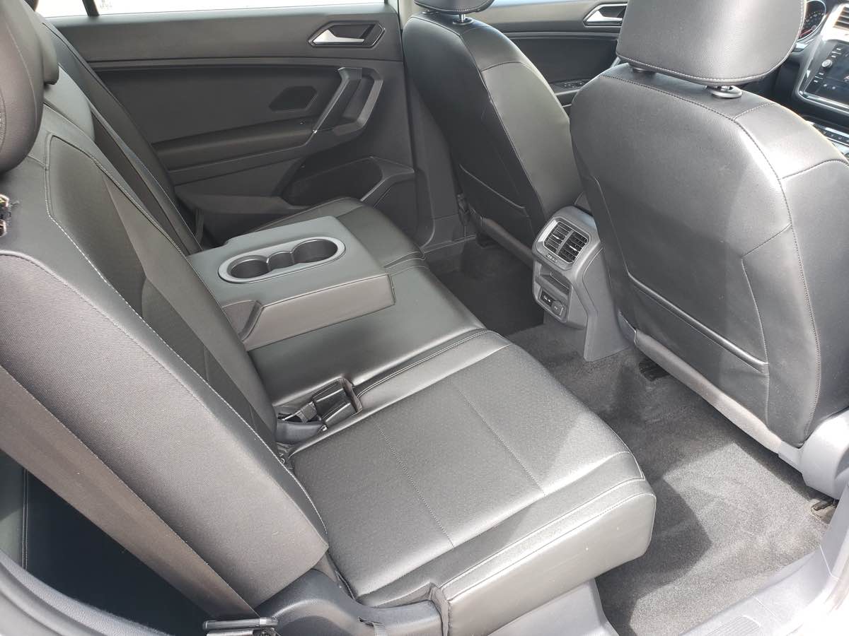 2018 Volkswagen Tiguan SEL photo 39