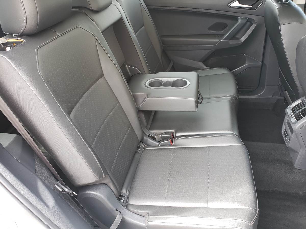 2018 Volkswagen Tiguan SEL photo 40