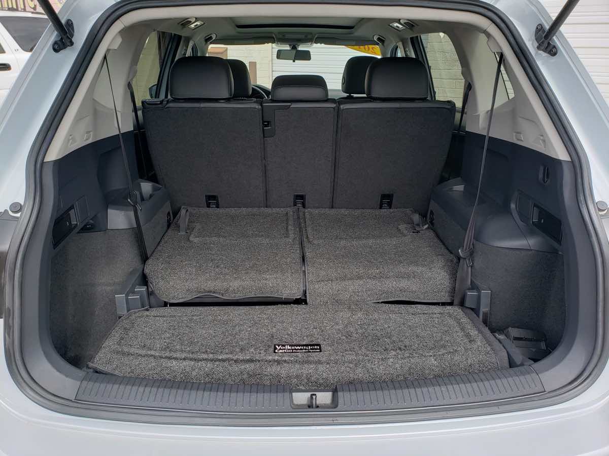 2018 Volkswagen Tiguan SEL photo 48