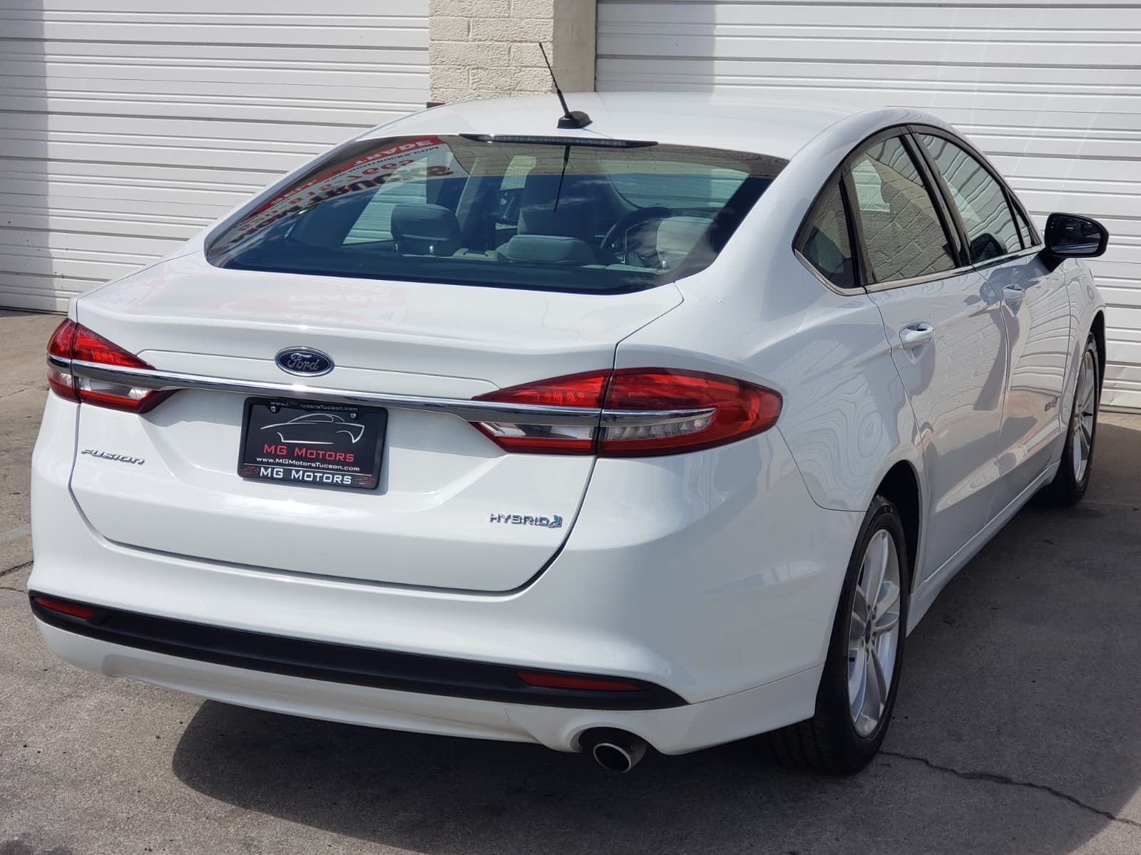 2018 Ford Fusion Hybrid S photo 17
