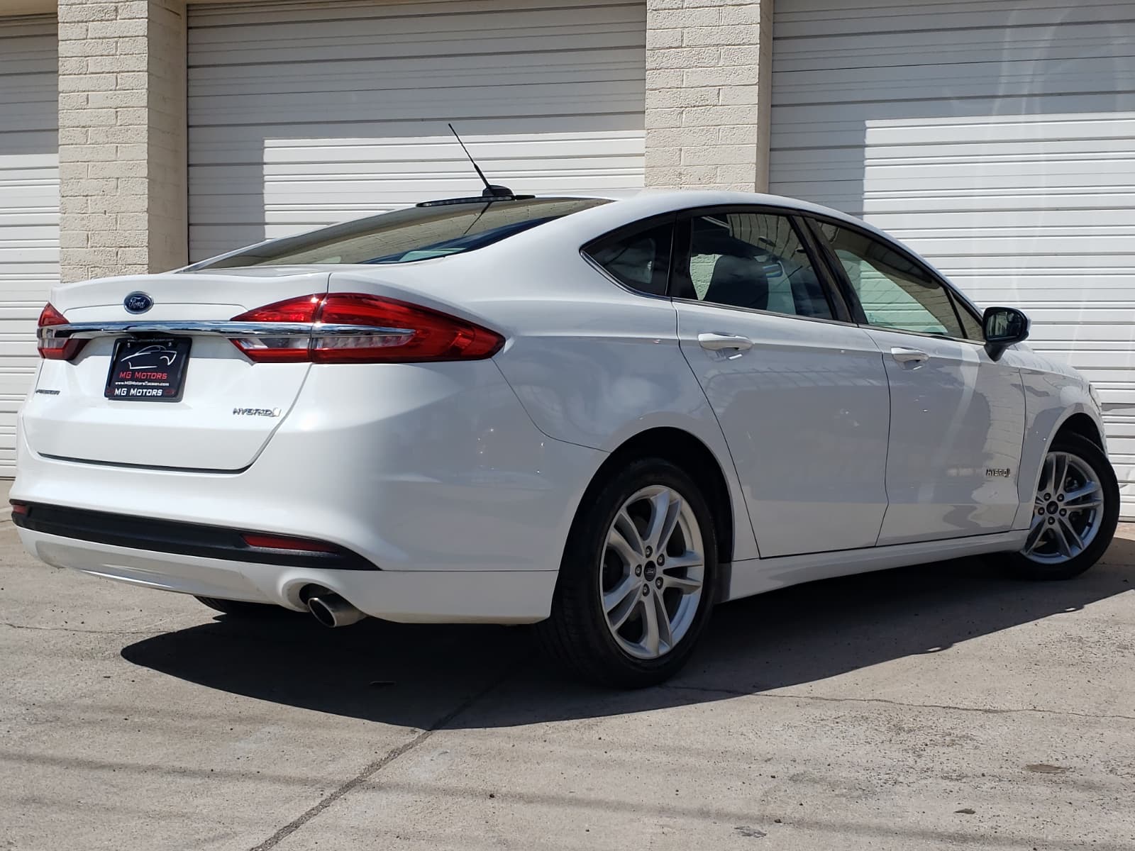 2018 Ford Fusion Hybrid S photo 22