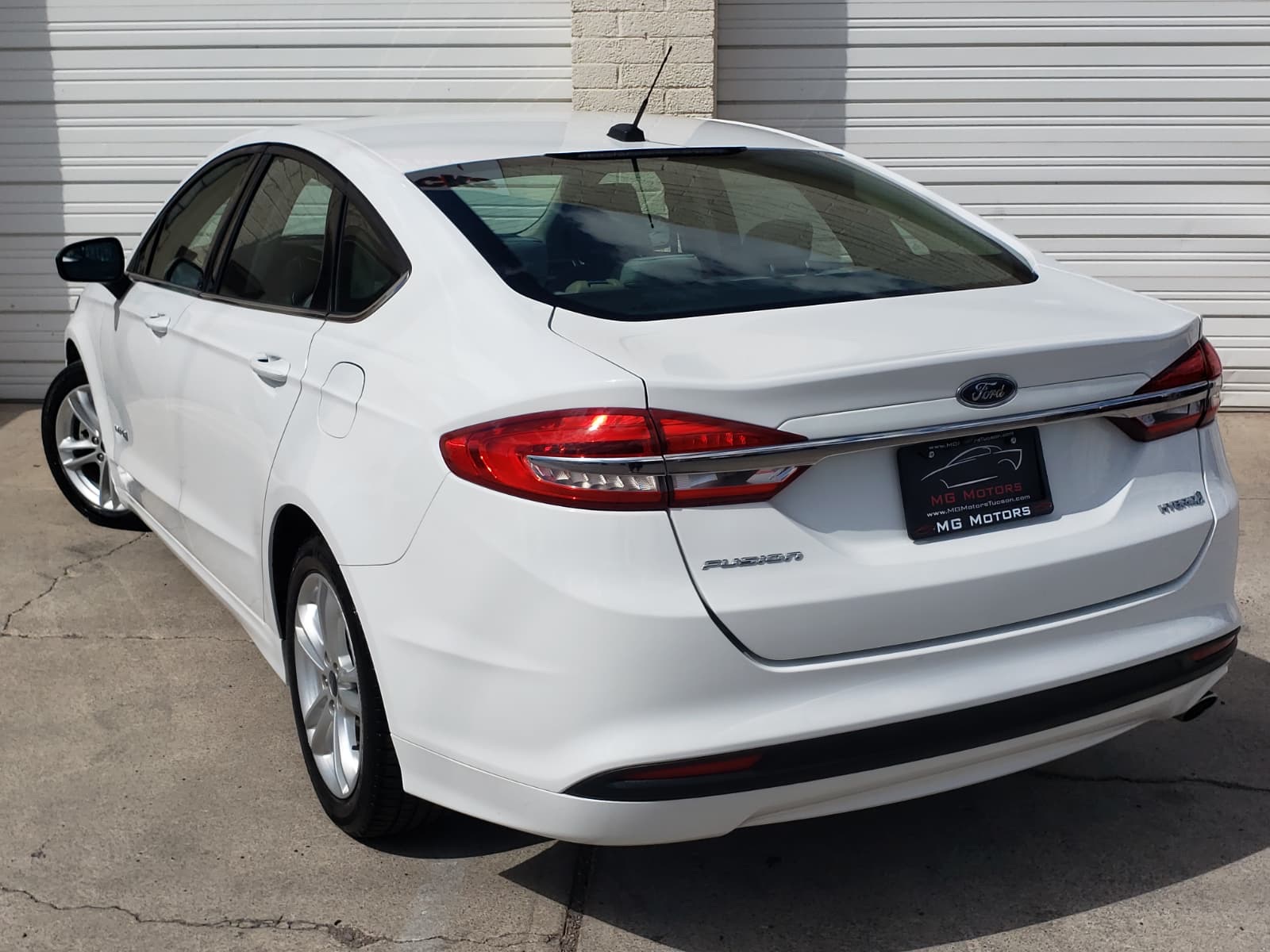 2018 Ford Fusion Hybrid S photo 25
