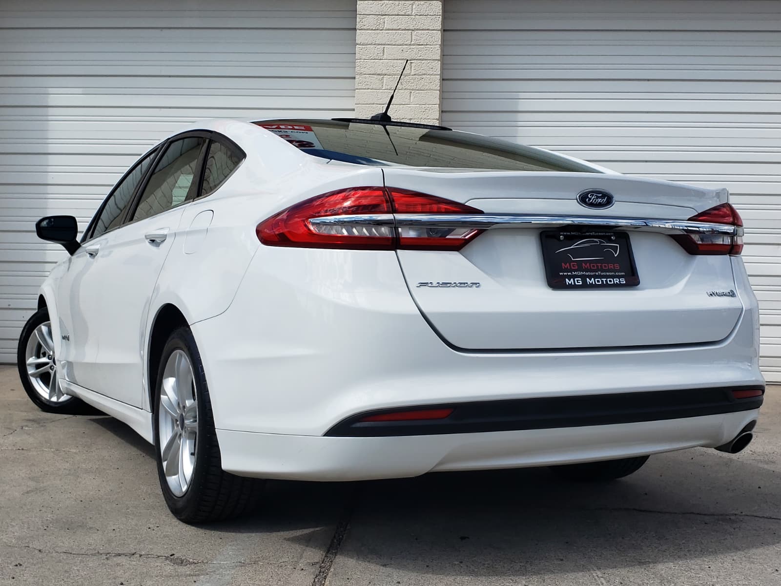 2018 Ford Fusion Hybrid S photo 26