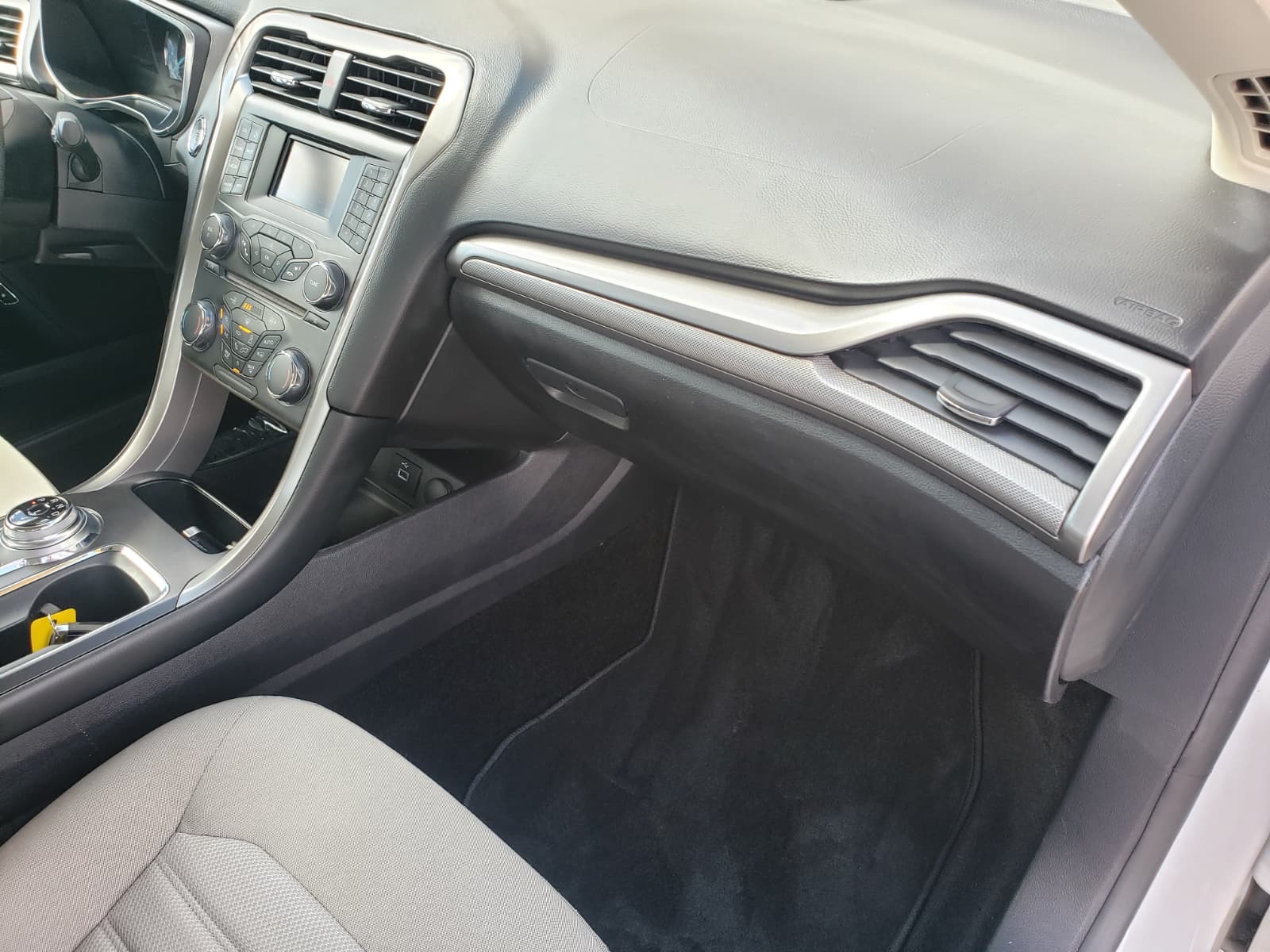 2018 Ford Fusion Hybrid S photo 41