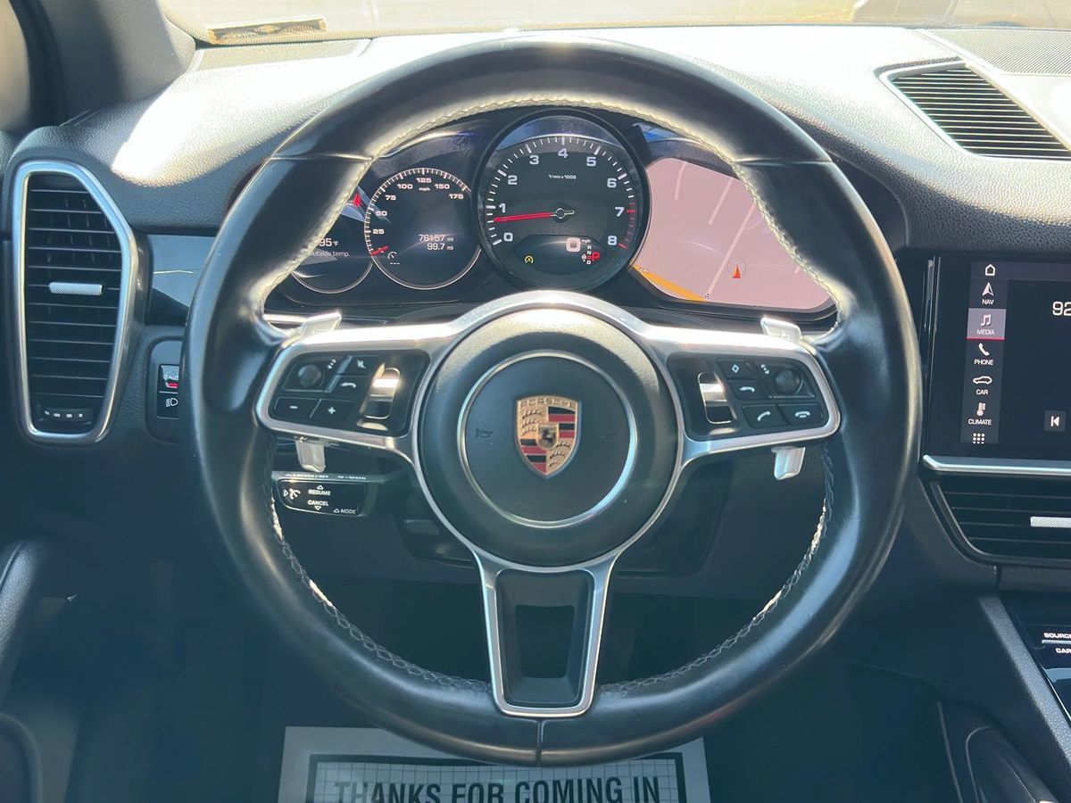 2019 Porsche Cayenne photo 15