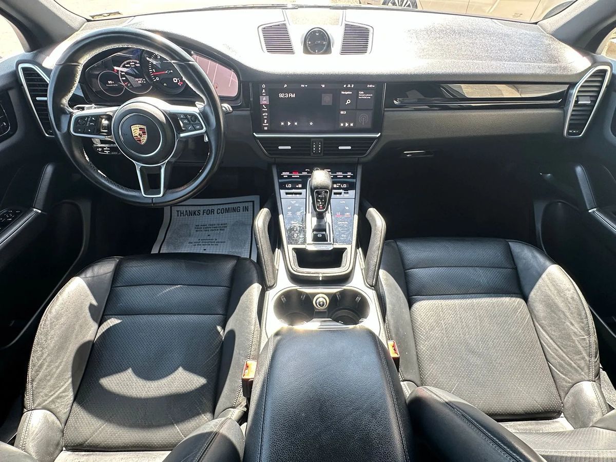 2019 Porsche Cayenne photo 19
