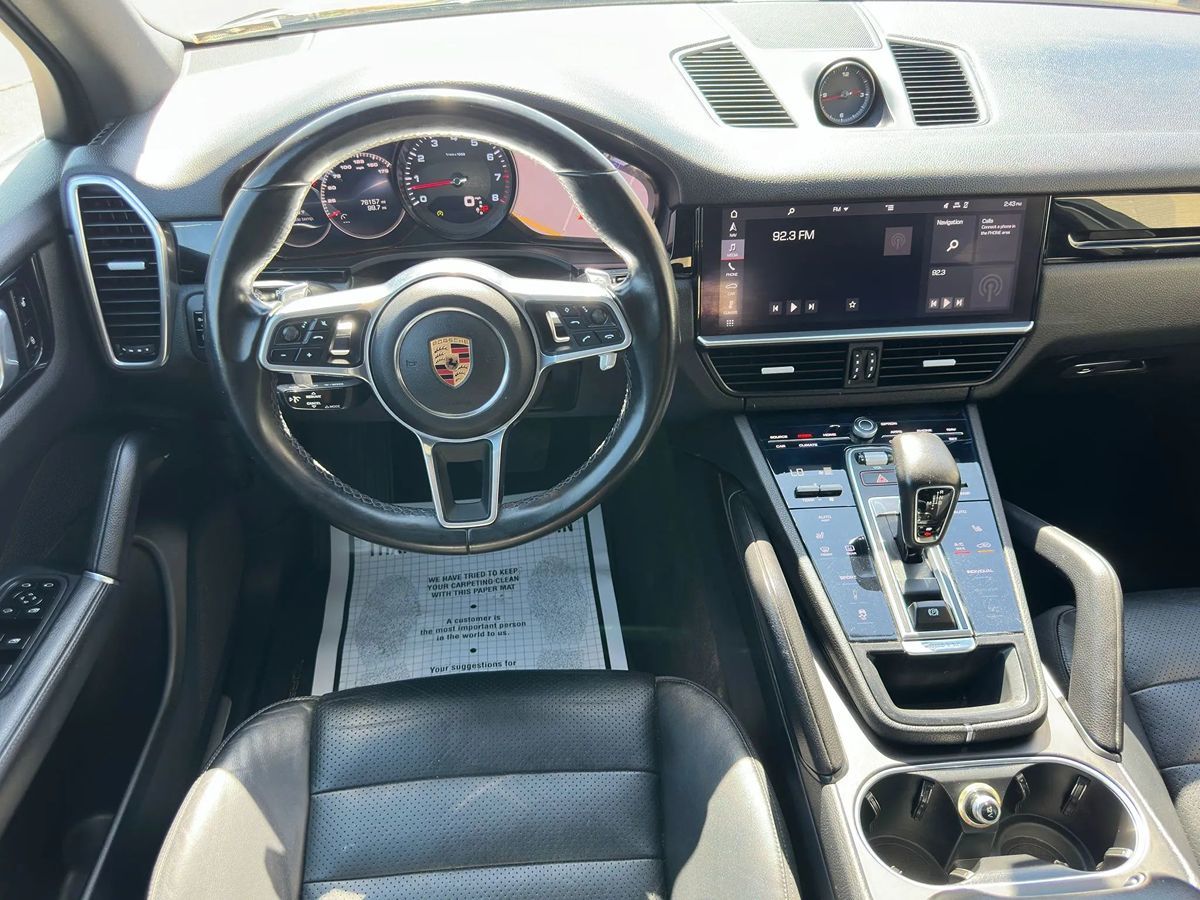 2019 Porsche Cayenne photo 16