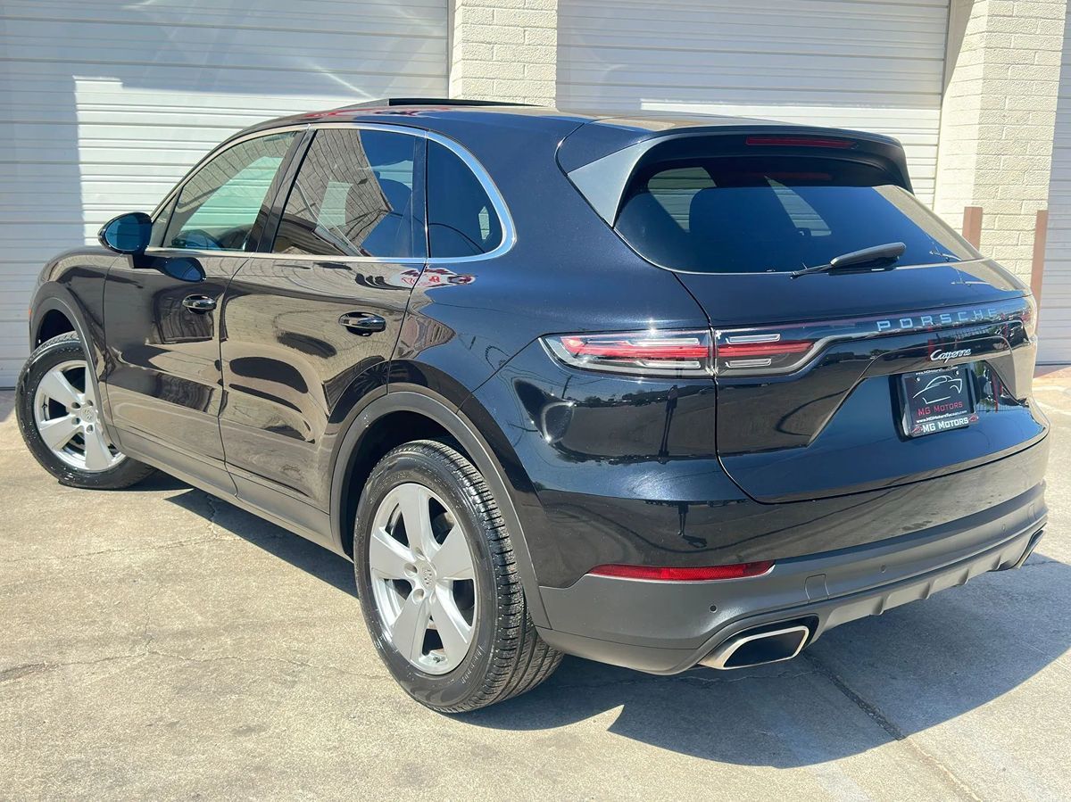 2019 Porsche Cayenne photo 12