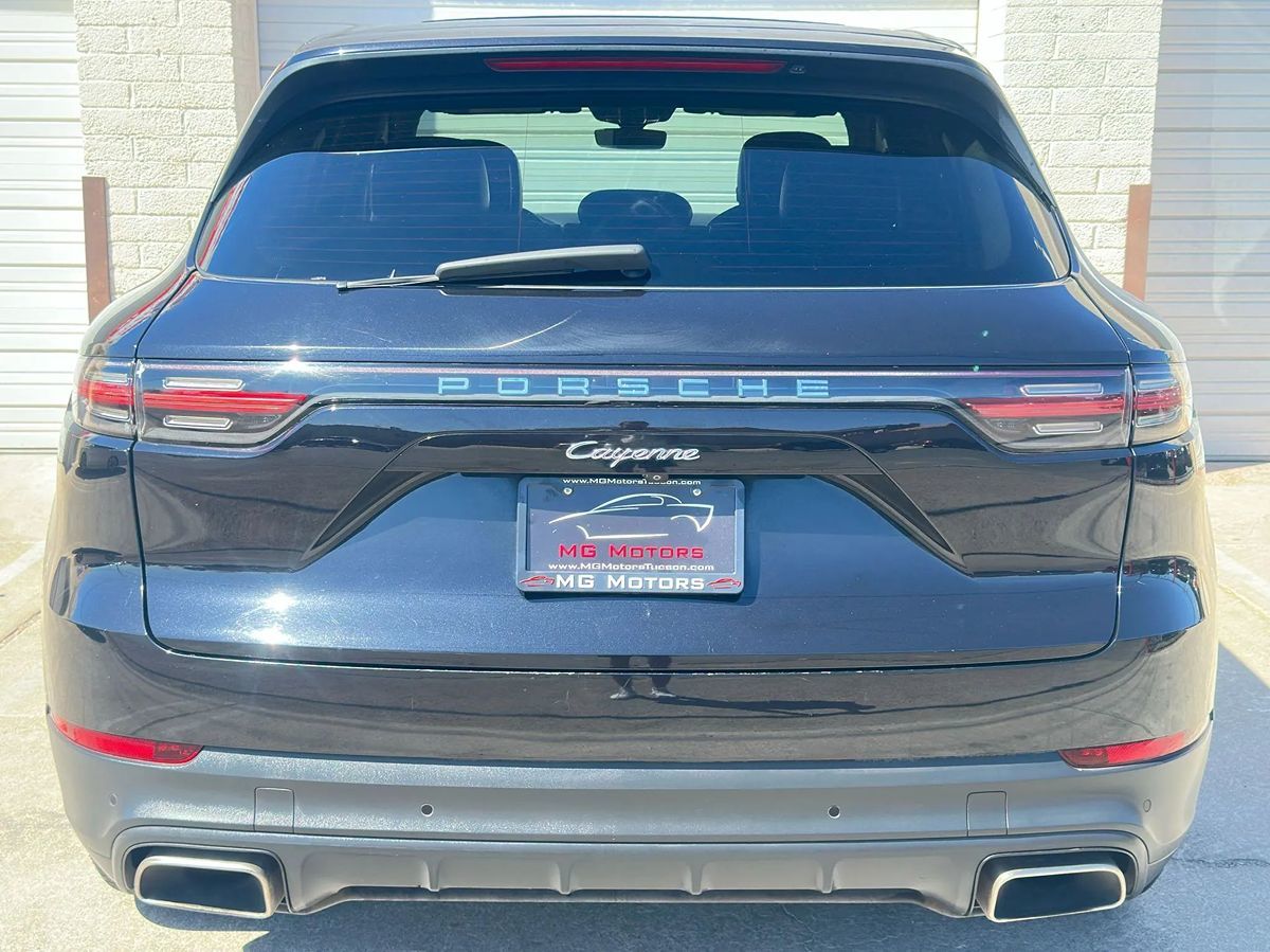 2019 Porsche Cayenne photo 8