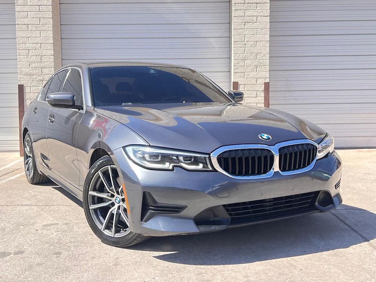 2022 Bmw 330i photo 2