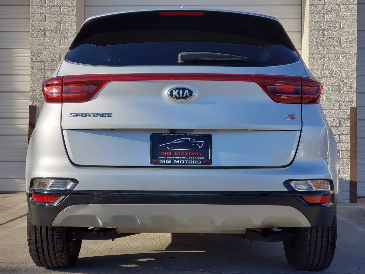 2020 Kia Sportage S photo 11