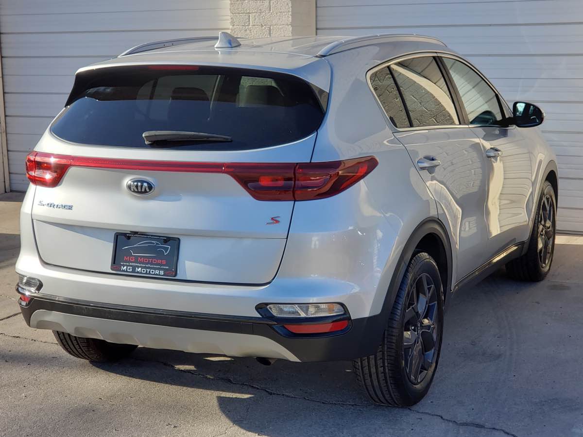 2020 Kia Sportage S photo 22