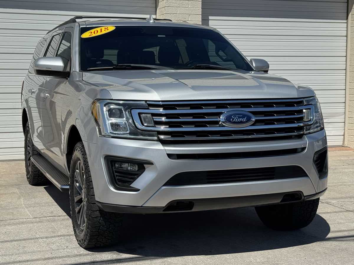 2018 Ford Expedition MAX XLT photo 2