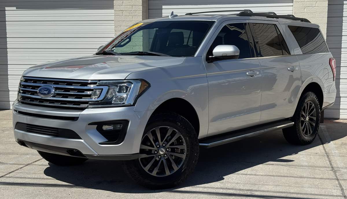 2018 Ford Expedition MAX XLT photo 3