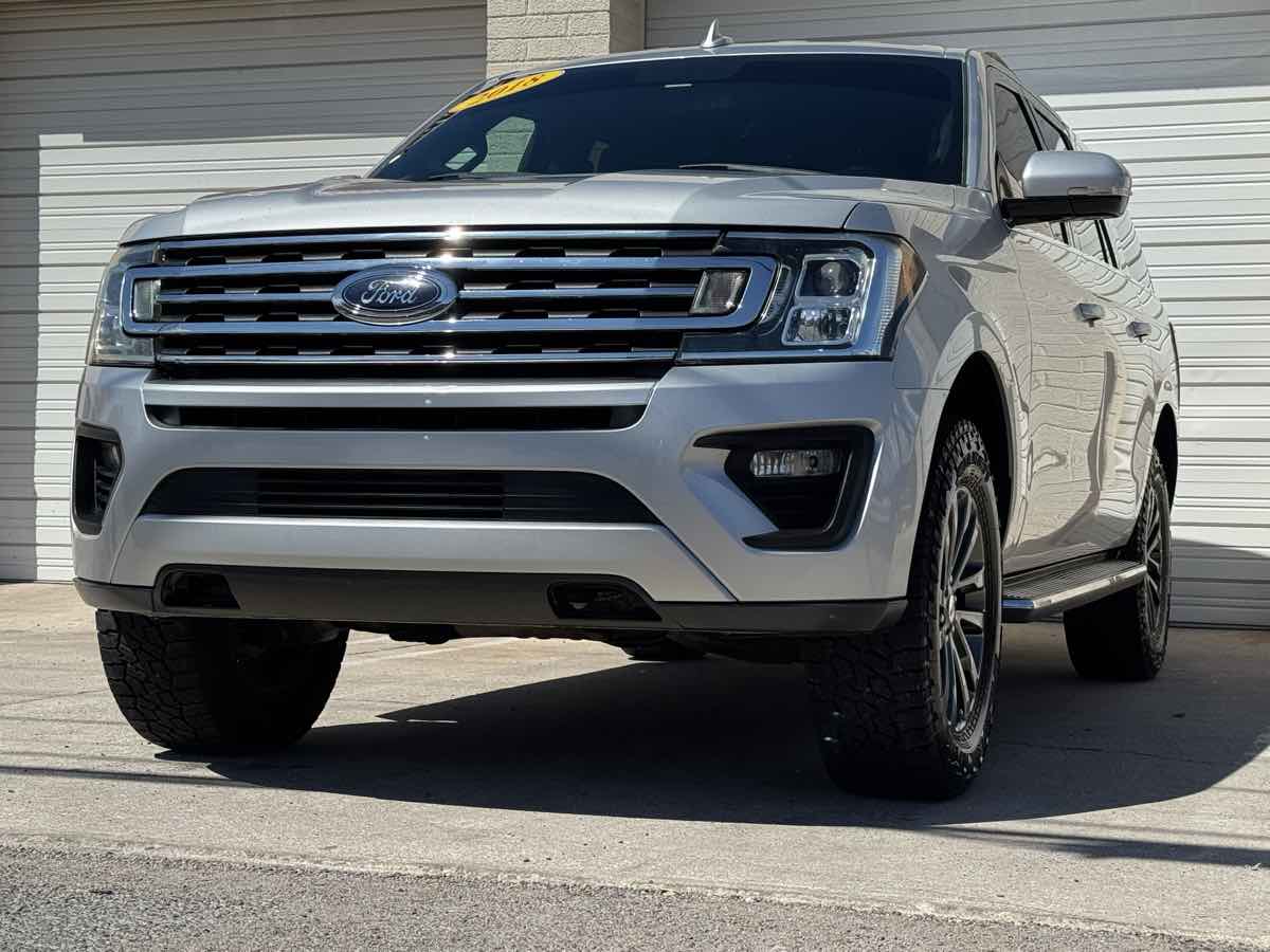 2018 Ford Expedition MAX XLT photo 6