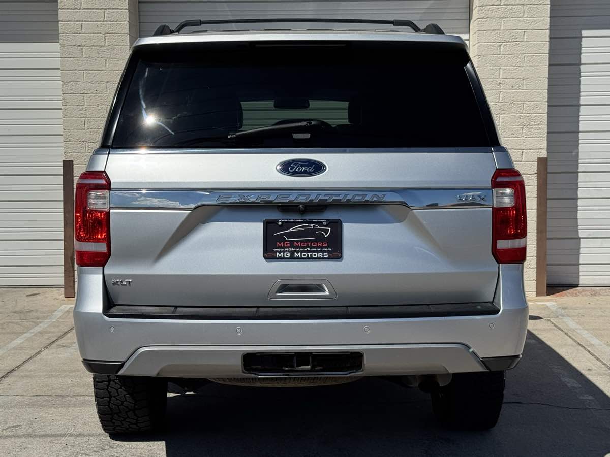2018 Ford Expedition MAX XLT photo 17