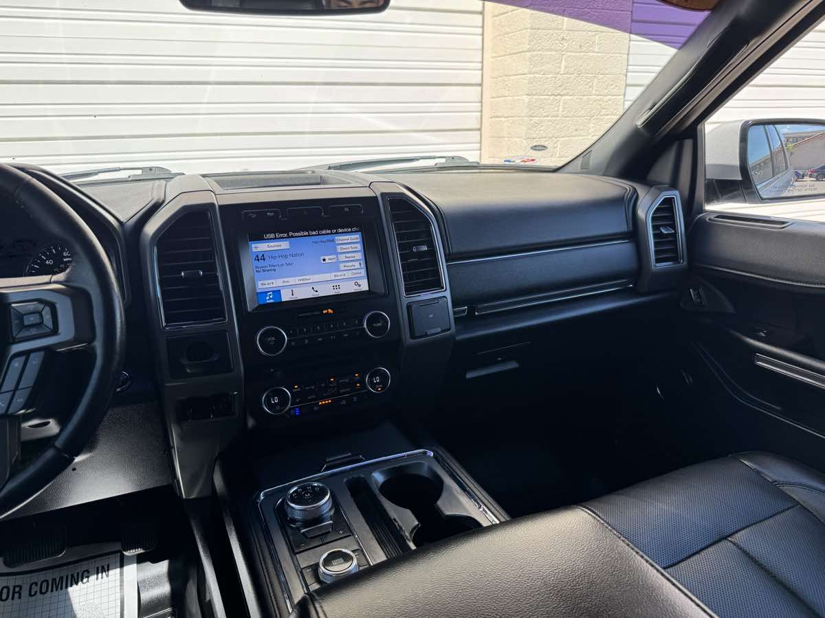 2018 Ford Expedition MAX XLT photo 35