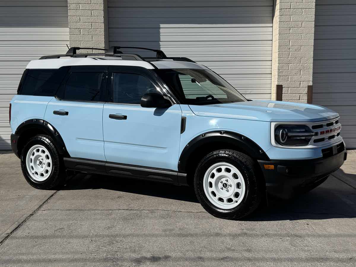 2023 Ford Bronco Sport Heritage photo 2